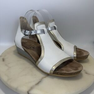 Naot Z4182* Women's White/Silver Fiona Sandals Size EU 41 US 10